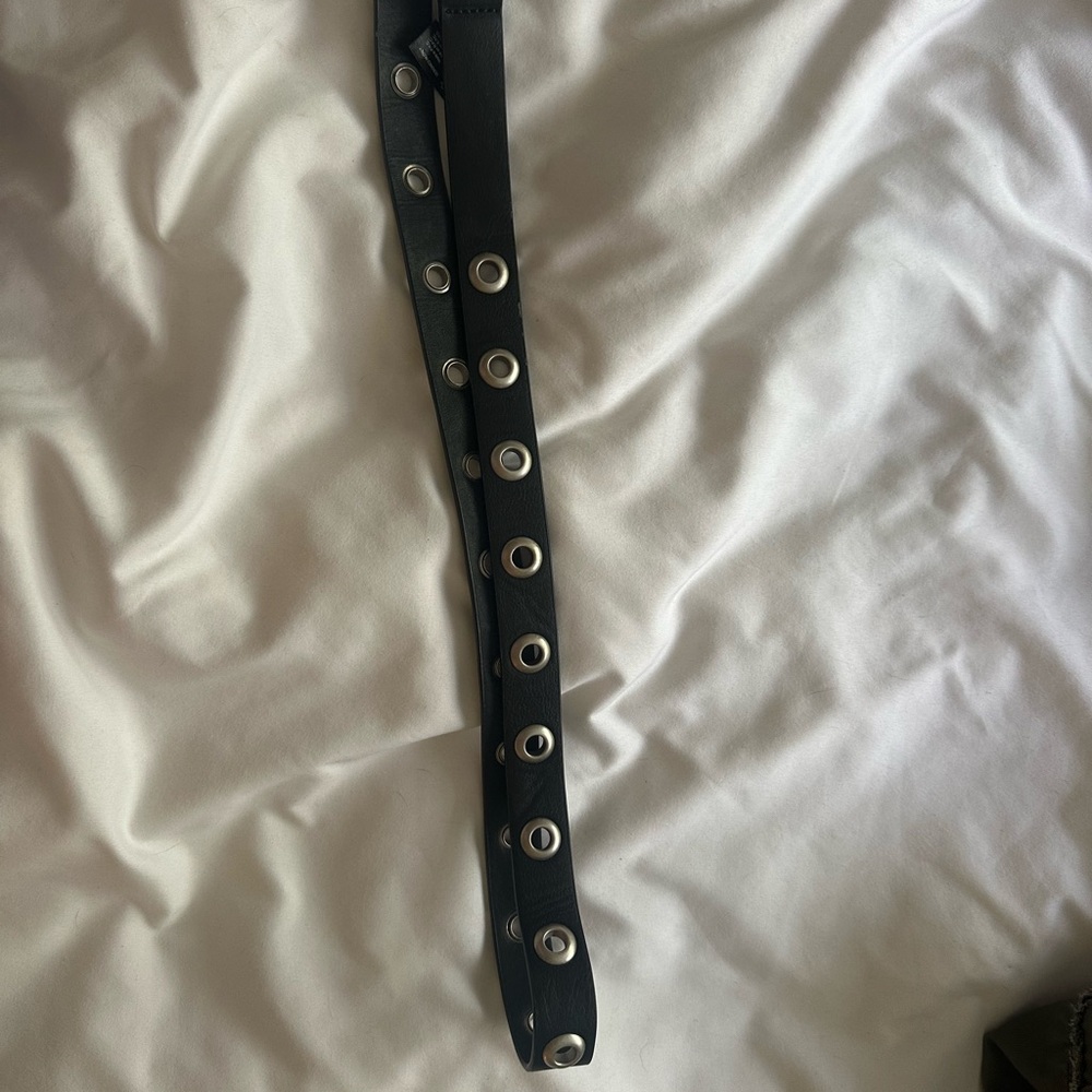 Brandy Melville Black Silver Grommet Belt
